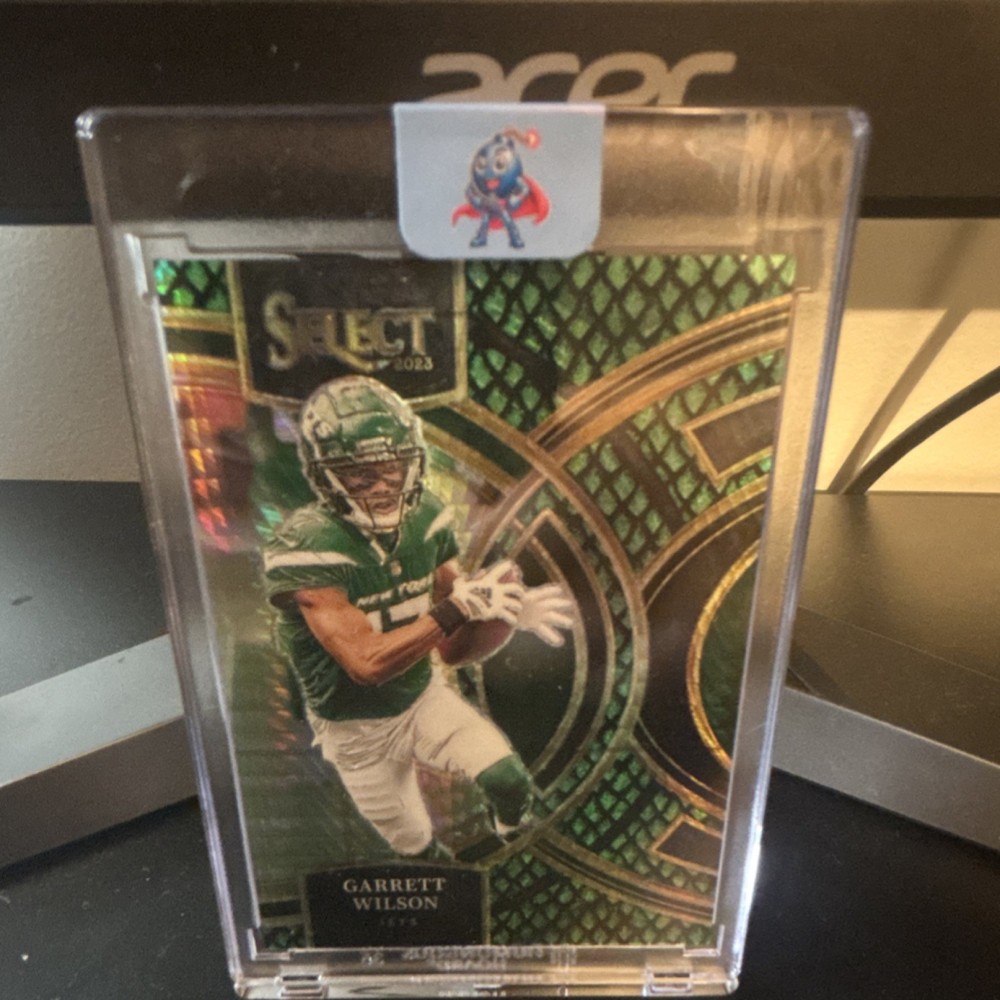 Panini 2023 Select Football Garrett Wilson #115 Premier Dragon Prizm /70