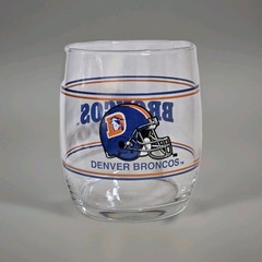 Denver Broncos NFL Football Mobil Promo Rocks Bar Glass Helmet 13 oz 1980s
