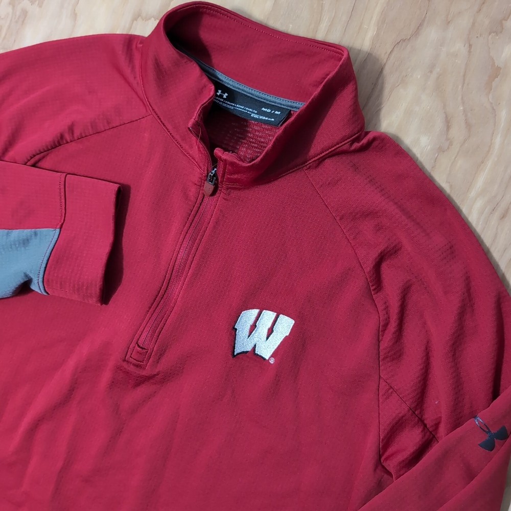 Under Armour Wisconsin Badgers Sweater Men’s Medium Red 1/4 Zip Sweatshirt