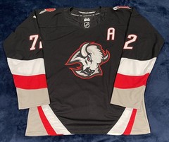 Buffalo Sabres Tage Thompson #72 Black NHL Jersey Large – Used