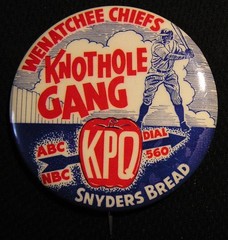 VTG 1940’s-50’s 2.25″ WENATCHEE CHIEFS KNOTHOLE GANG MINOR LEAGUE BASEBALL PIN