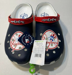 New York Yankees Crocs MLB unisex m13 New with Tags