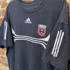 adidas D.C. United MLS Soccer Shirt Black Short Sleeve Logo 3-Stripe Sleeves
