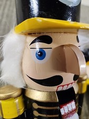 Read – FOCO Pittsburgh Steelers Wood Nutcracker, Approx 14 Inches Tall