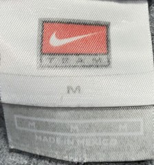 Vtg. Nike Univeristy Of Nevada Football T Shirt / Men’s (M) Gray Cotton Blend