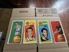 lot of 4 1970-71 Topps Basketball Superstars Connie Hawkins, Billy Cunningham
