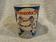 VINTAGE&RARE Minnesota Twins 1960s Met Stadium Concession Stands Wax Paper Cup!