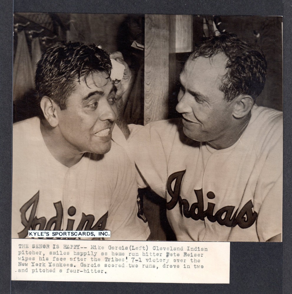 Mike Garcia & Pete Reiser INDIANS UNSIGNED 7-7/8 x 6-1/2 ORIGINAL AP WIREPHOTO 8