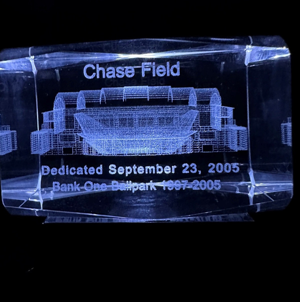 2005 Diamondbacks Chase Field Dedication Glass Cuboid w/Light Up Stand BRAND NEW