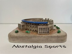 Vintage 1995 COMISKEY PARK White Sox STADIUM Replica SPORT COLLECTORS GOLD #0120