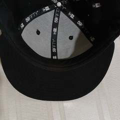 New Era Las Vegas Raiders Black Cap. Size 7 1/4. New With Tag.
