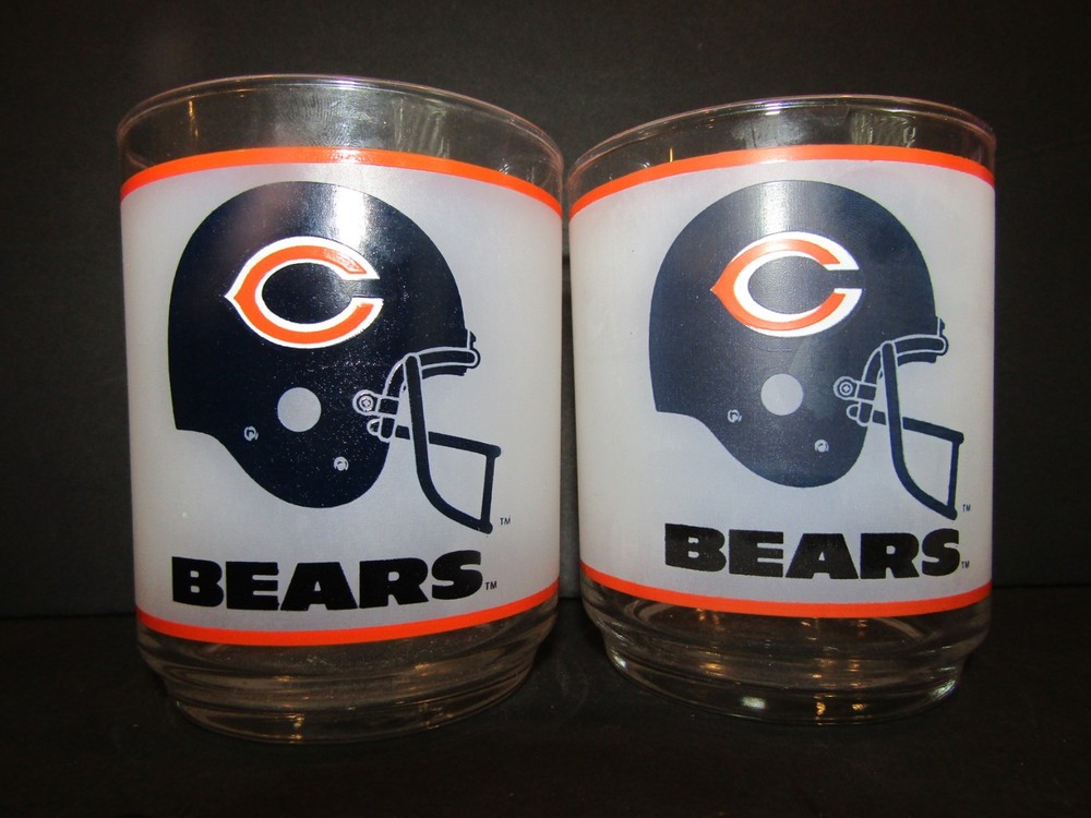 Chicago Bears NFL & Mobil Set of 2 Frosted DOF Rocks WHISKEY Bourbon 4″ Glasses