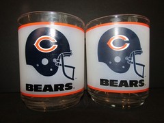 Chicago Bears NFL & Mobil Set of 2 Frosted DOF Rocks WHISKEY Bourbon 4″ Glasses