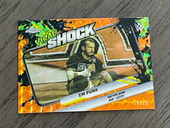 2026 Topps Chrome WWE # VIR-6 CM PUNK Viral Shock /25 Orange Geometric