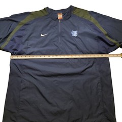 North Carolina Tar Heels Men’s Large Nike Fit Storm Short Sleeve Shirt Jacket