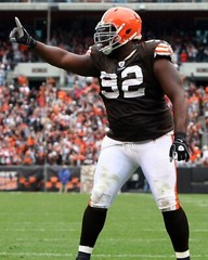 SHAUN ROGERS 8X10 PHOTO CLEVELAND BROWNS PICTURE