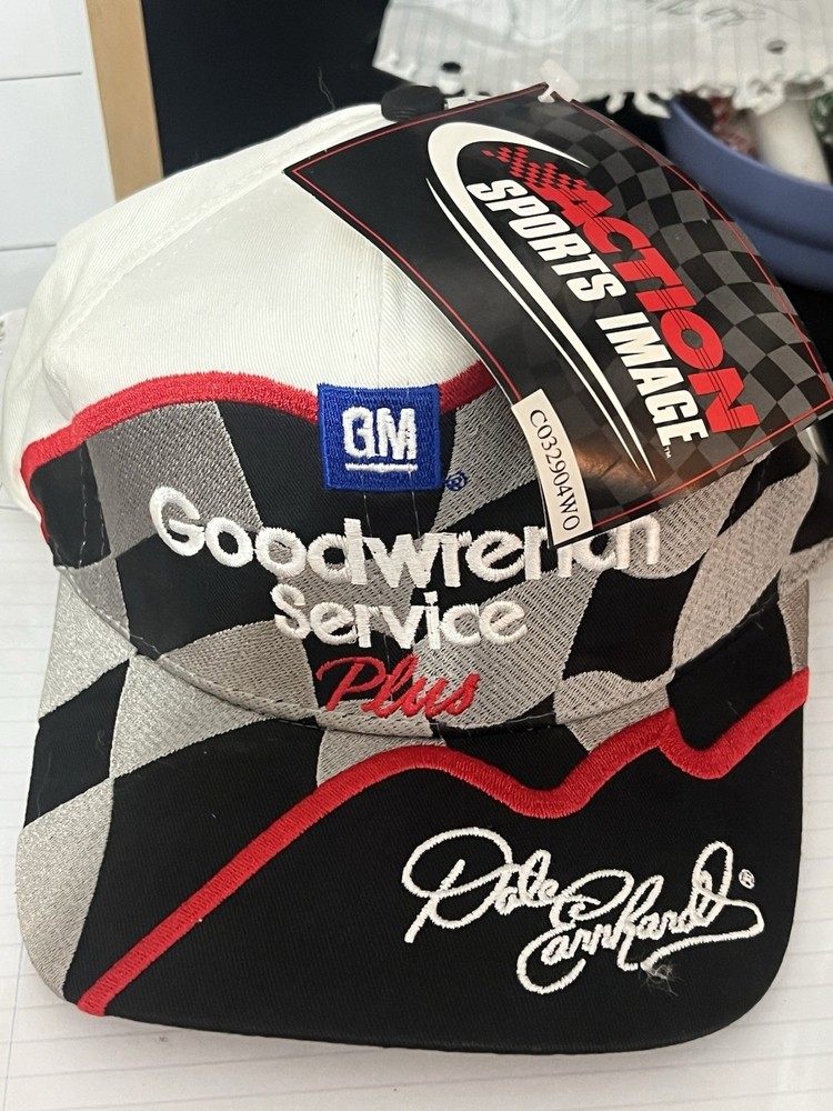 Dale Earnhardt 1999 Bristol Goodwrench Hat Cap New With Tags