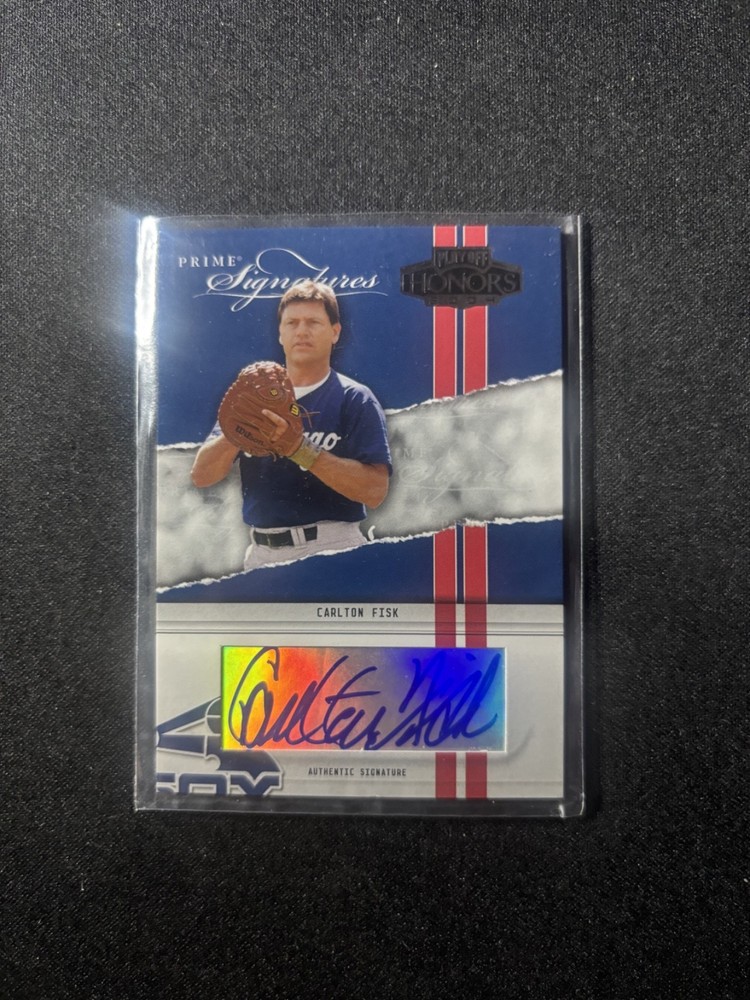 2004 Playoff Honors – Prime Signatures Carlton Fisk Autograph /50 #PS-40