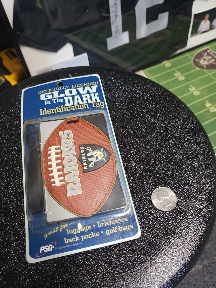 Oakland Raiders Glow in the dark Identification Tag NEW RARE Vintage Luggage bag