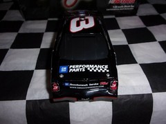 Dale Earnhardt Sr #3 GM Goodwrench Service Plus 1:24 BANK NASCAR Action 101107