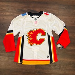 Calgary Flames NHL Jersey Adidas White New With Tags Size 50
