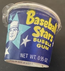 1973 Topps Baseball Stars Bubblegum Candy (Unopened) w/ Player Coin Lid