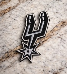 SAN ANTONIO SPURS LOGO NBA EMBROIDERED IRON ON PATCH 1.25″X2.5″ FREE SHIPPING