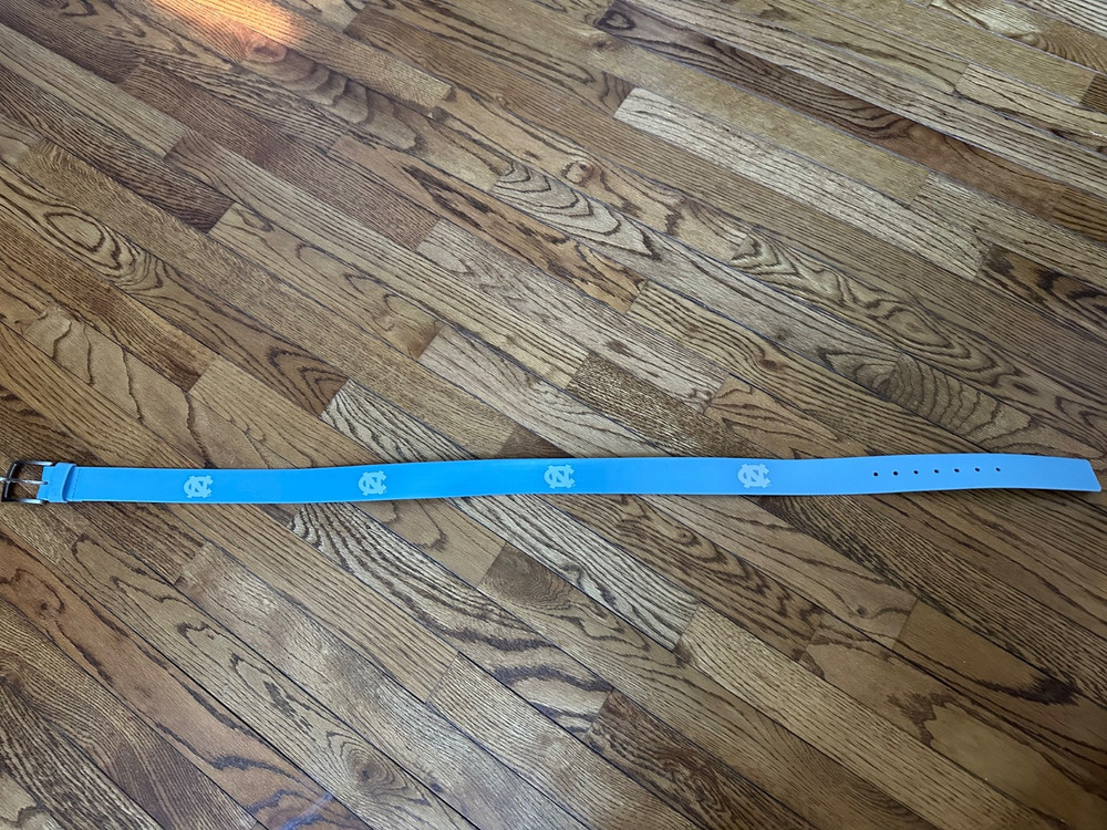 Men’s North Carolina Tar Heels Blue Silicone Belt Size 38