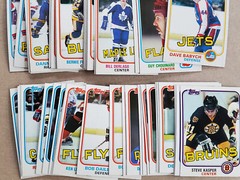 1981-82 TOPPS HOCKEY CARDS YOU PICK EAST WEST 50% OFF 2 OR MORE