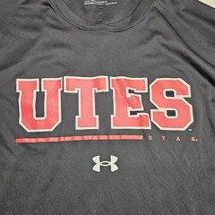 Utah Utes Under Armour HeatGear T-Shirt Football Mens Large Black Long Sleeve