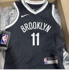 Nike NBA Kyrie Irving #11 Brooklyn Nets Black Swingman Jersey Kids Size Small