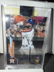 2020 Topps Clearly Authentic Autographs – Yordan Alvarez #CCA-YA Black /75 RC