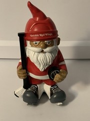 FOREVER COLLECTIBLES DETROIT RED WINGS NHL GARDEN GNOME Hockey Stick Puck