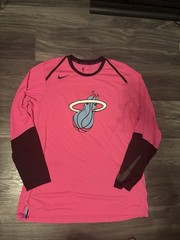 Nike Miami Heat NBA Dri-FIT Pink Black Long Sleeve Shirt Size XL