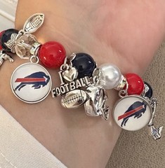 Women’s BUFFALO BILLS Football Team Charm Bracelet Metal Glass Charms Stretchy