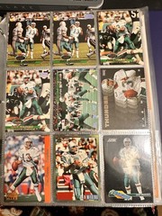 Dan Marino Binder – 1985-1999 Football Cards Lot Miami Dolphins HOF (200+)