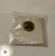 1991 U.S.A. WORLD CUP SOCCER ENAMEL AND GOLD PIN AMERICAN EAGLE NEW IN PLASTIC