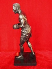 Henry Cooper Boxing Legends Forever Model Figurine Statue With New Certificate